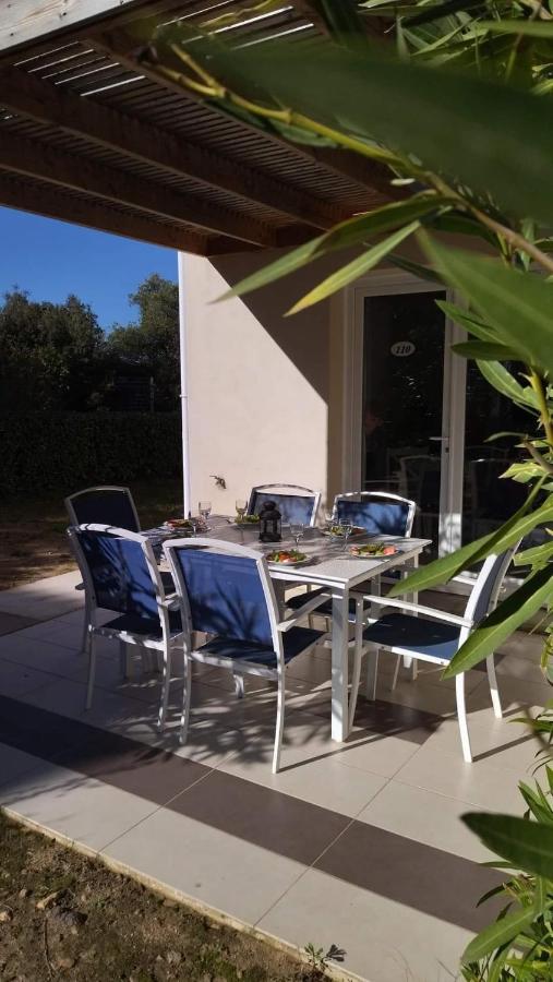 Maison duplex 2 chambres, avec jardin, 800m plage - Chambres d’hôtes