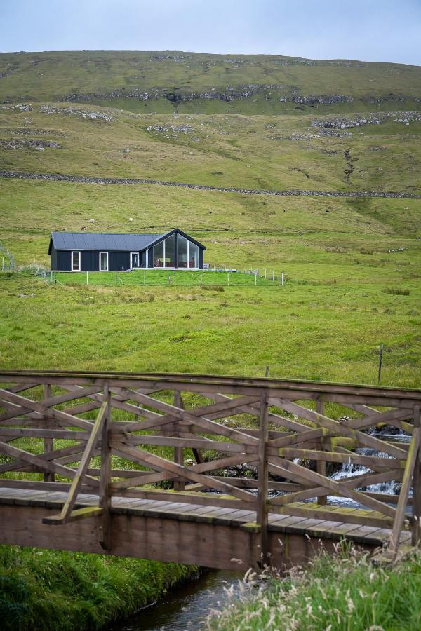 Peaceful Nature Escape in Skálavík - 3BR - Parking - B&B Skálavík