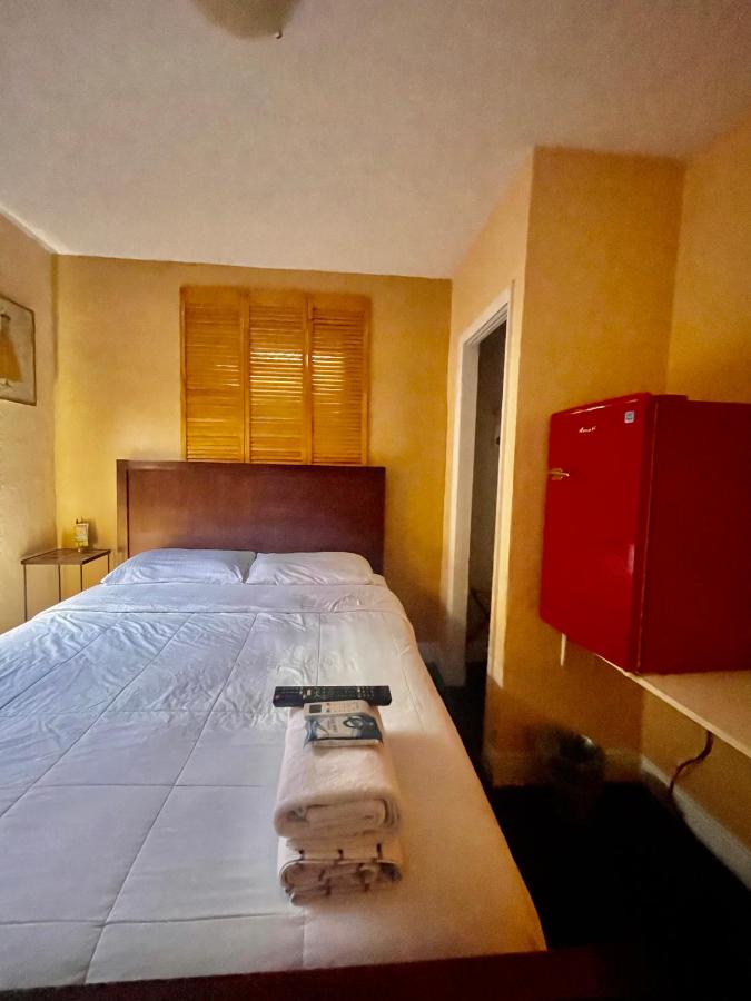 Standard Double Room with Shared Bathroom
