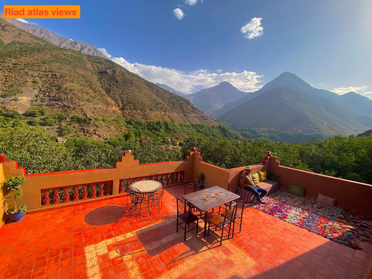 Atlas Views - B&B