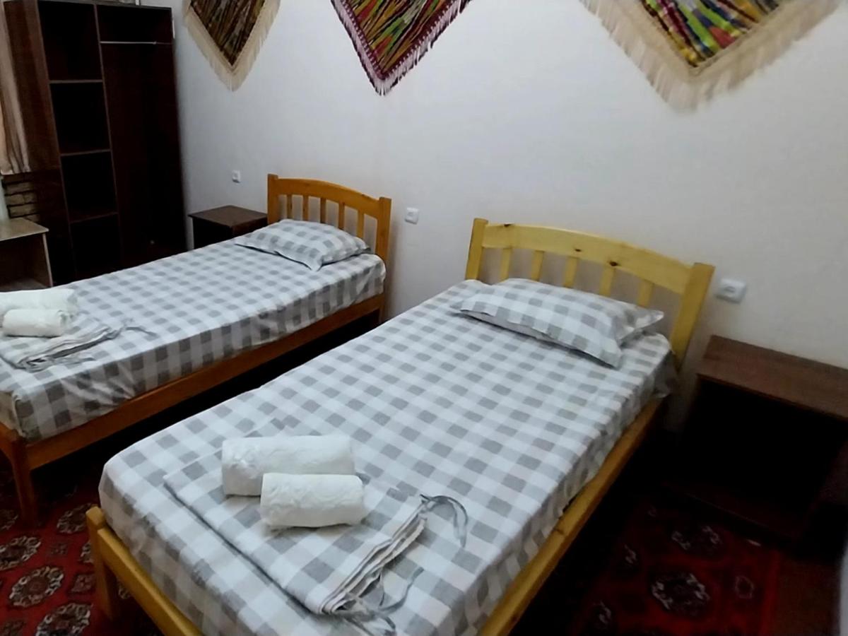 Chambre Lits Jumeaux avec Salle de Bains Privative
