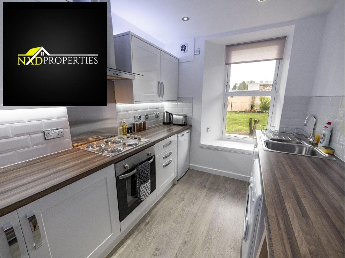 ☆ New Superhost Listing- Broughty Ferry Studio ☆ - B&B