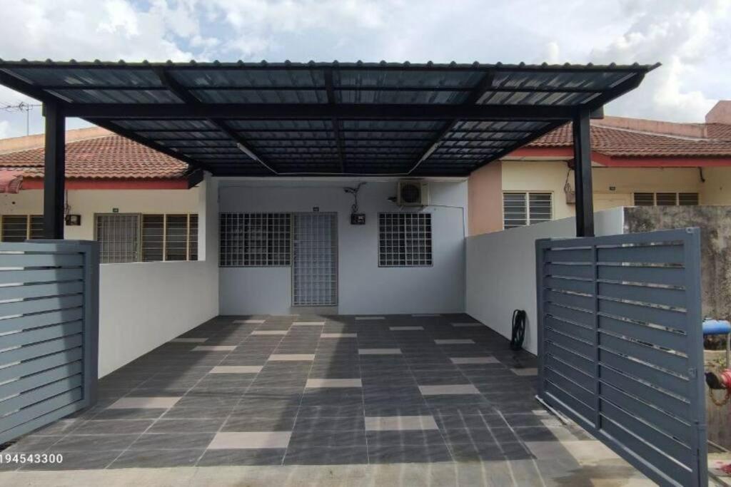 Margosa Botani Ipoh Homestay 3BR by Grab A Stay - B&B Ipoh