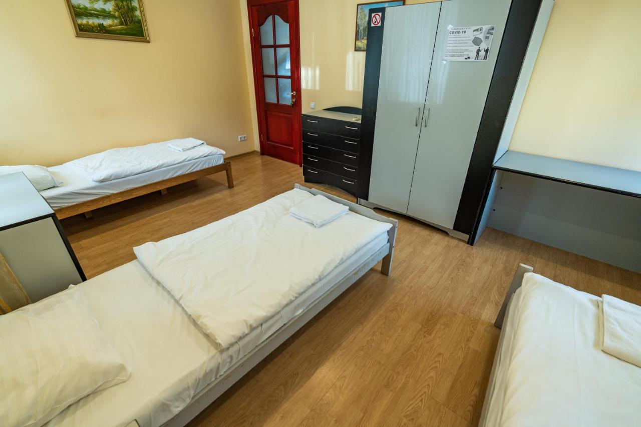Camera Tripla con Bagno in Comune