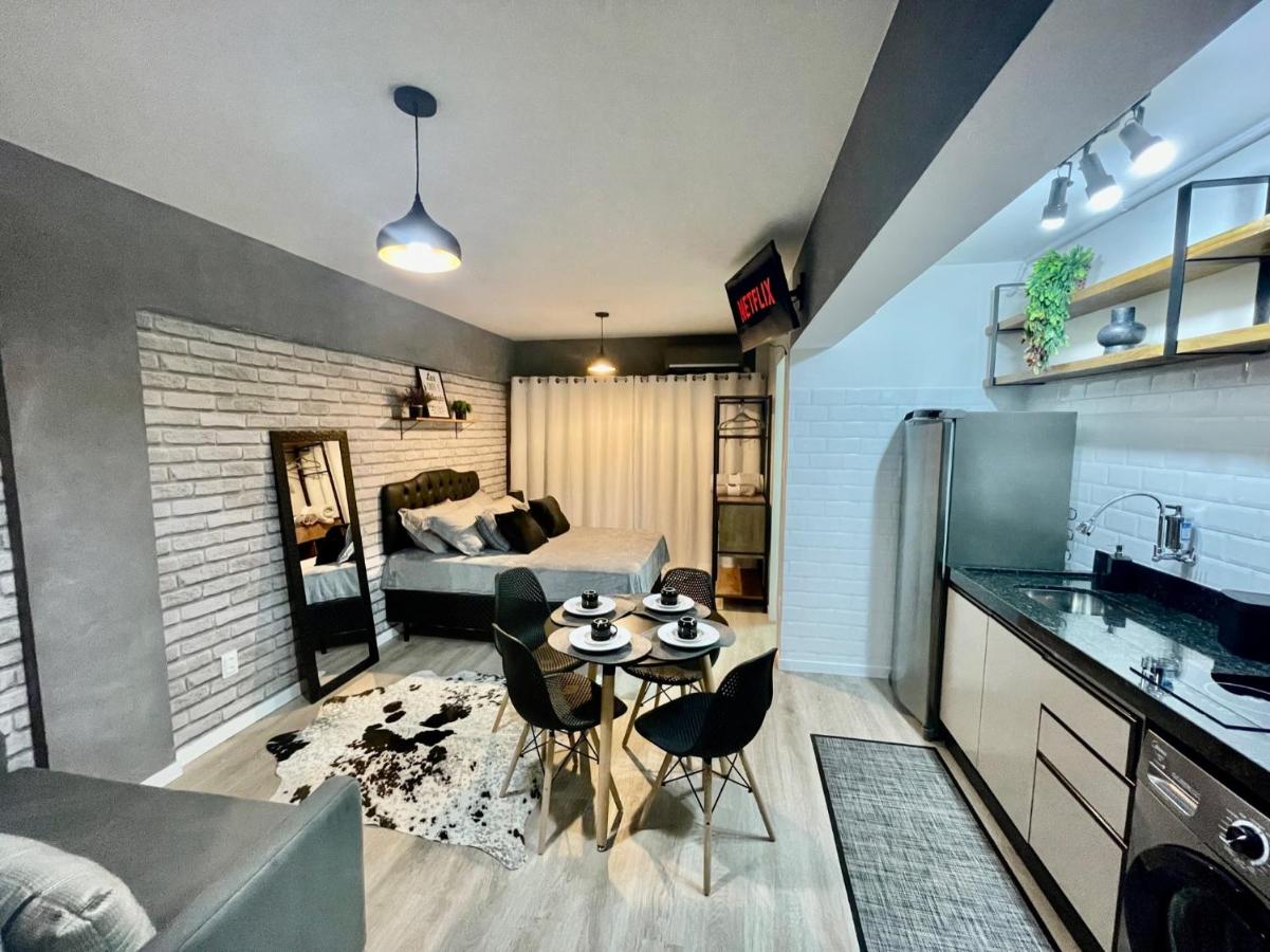 Loft Studio 308 no Kobrasol à 7km de Floripa - Bed and Breakfast Sao Jose