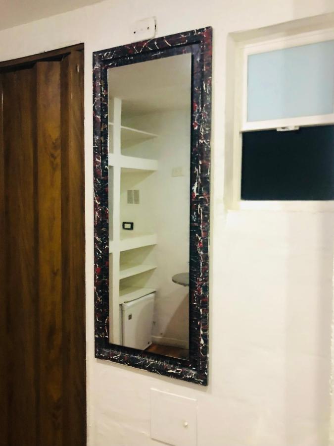 Standaard Eenpersoonskamer met Gedeelde Badkamer
