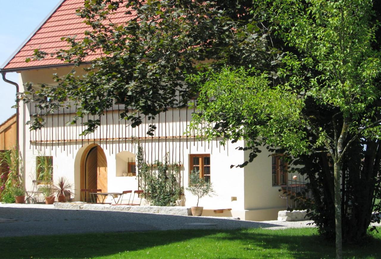 Zuhäusl am Chiemsee Appartements - B&B Breitbrunn am Chiemsee
