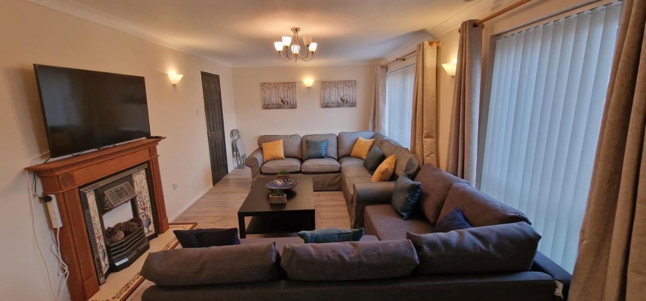 B&B Milton - Shirley L, Milton, Cambridge, 4 BR House, Newly Refurbished - Bed and Breakfast Milton