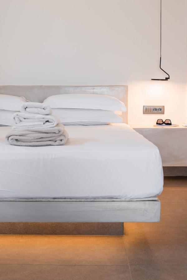 Delight Suite met Panoramisch Uitzicht op Zee en Hot Tub Buiten