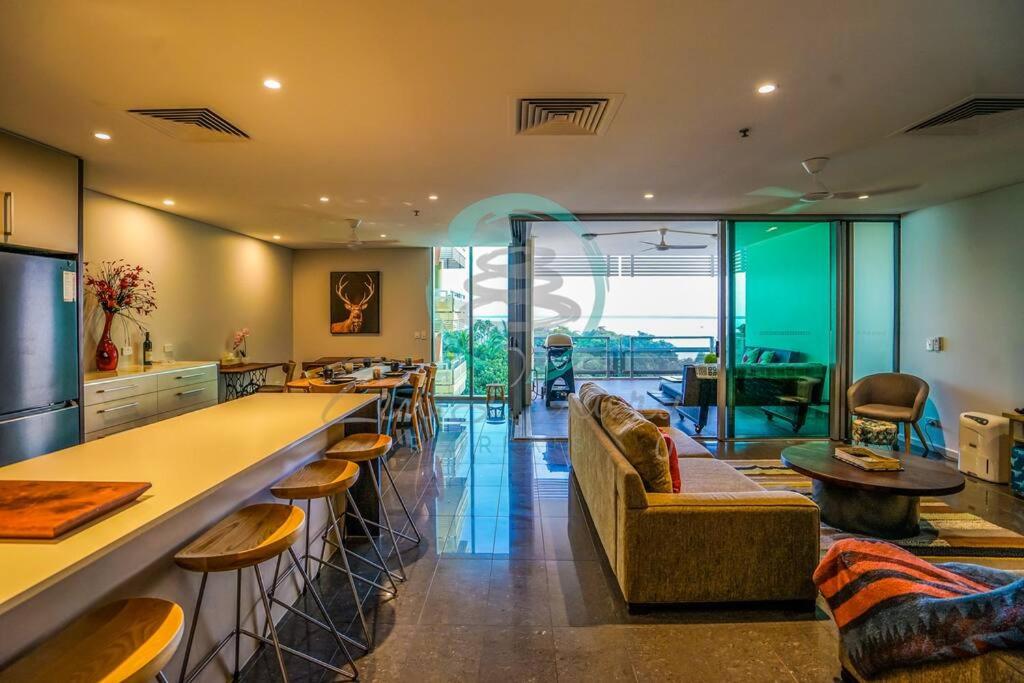 B&B Darwin - ZEN AT ONE30: 3-BR Luxury Corporate Long Stays - Bed and Breakfast Darwin