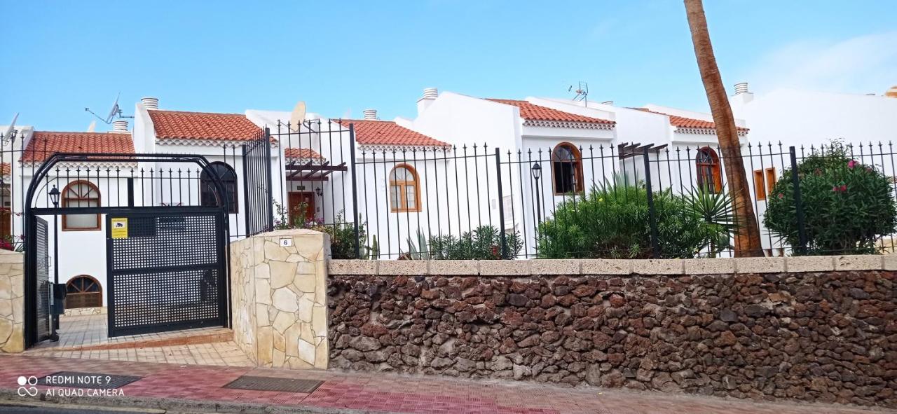 HC home abroad Costa Adeje - B&B
