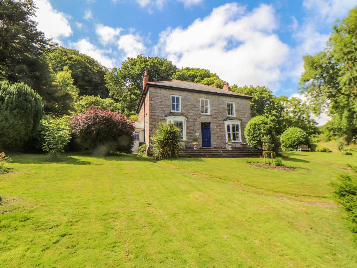 Gweek House - B&B