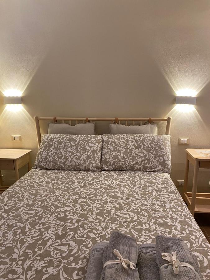 Chirone Room - Ferienwohnung Mondello
