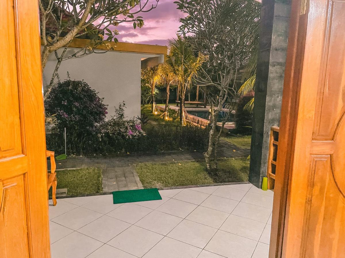 Double Room with Pool View