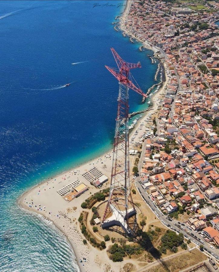 Tra mare e lago - B&B Torre di Faro