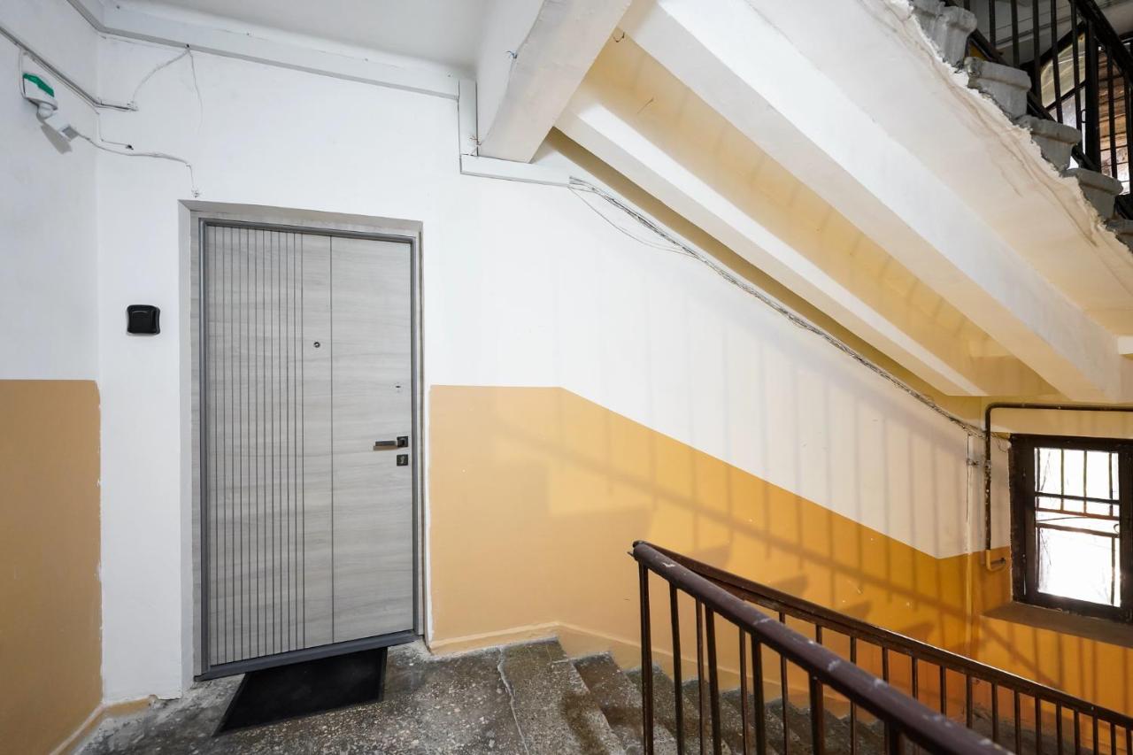 Perfect 2-BDR apt w/Balcony City Centre, MyStreet company - Chambres d'hôtes Erevan
