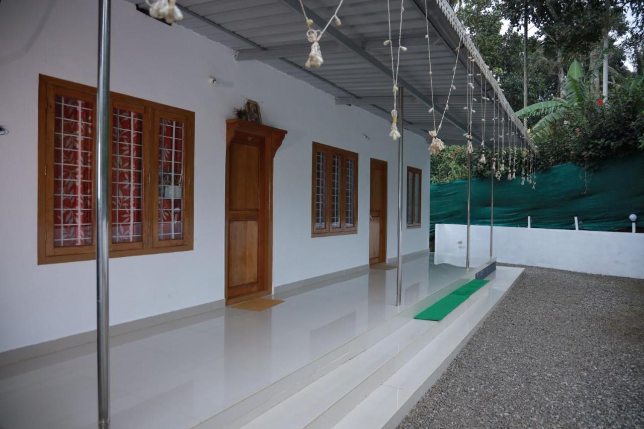 Double or Twin Room with Private External Bathroom
