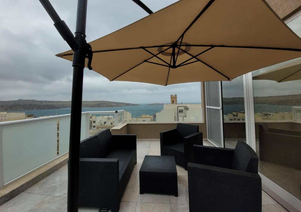 B&B San Pawl il-Baħar - ST PAUL'S BAY NEW MODERN PENTHOUSE 2 MINUTES FROM BEACH Seascape Stays - Bed and Breakfast San Pawl il-Baħar