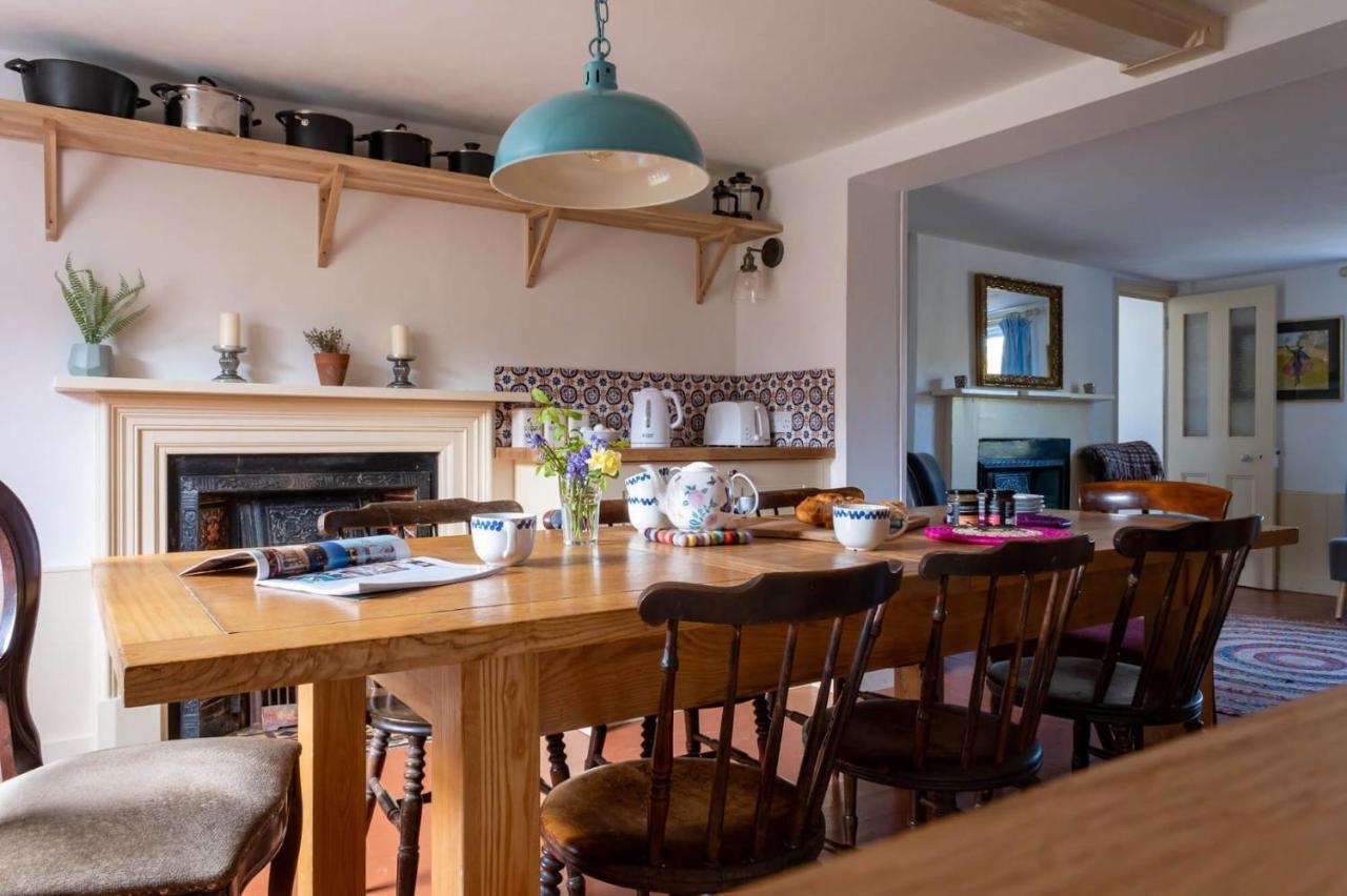 Two Sides Cottage - B&B