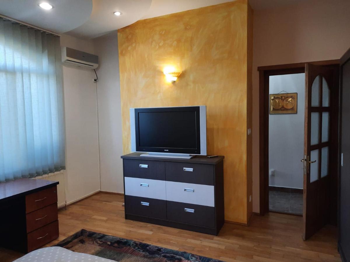 B&B Tîrgu Mureş - Panoramic Apartment - Bed and Breakfast Tîrgu Mureş