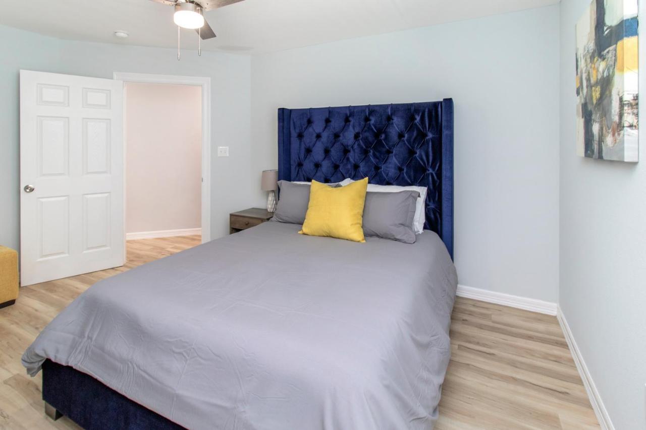 PEERLESS RETREAT - Minutes from Downtown Houston - Ferienwohnung Houston