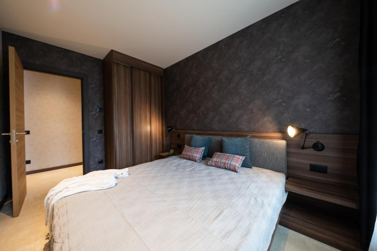 Two-Bedroom Apartment with Terrace