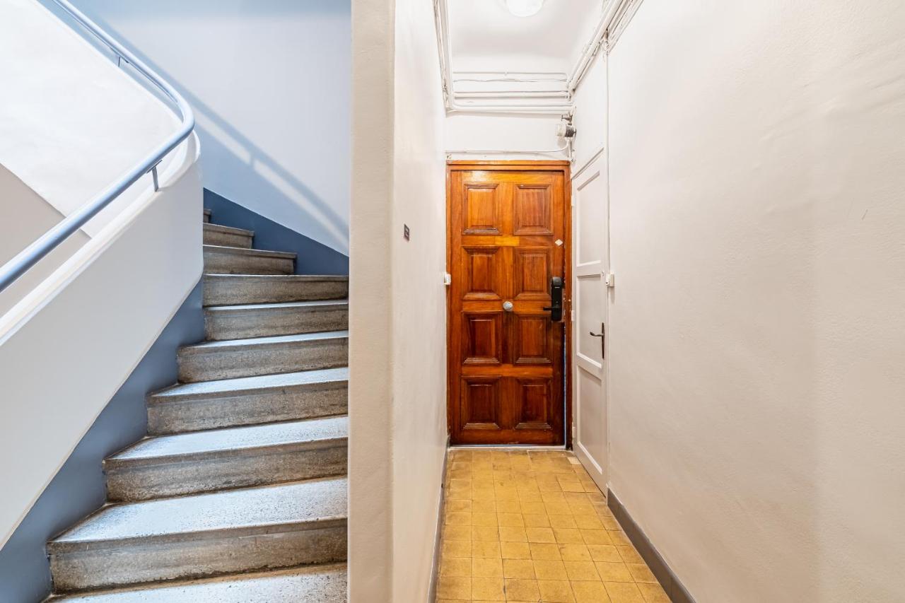 Studio Bleu 29M2, 120m Vieux-Port , Clim ,Wifi, Accès autonome avec code - B&B