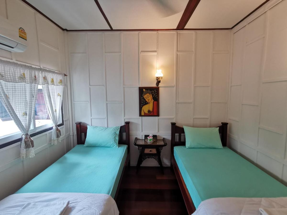 Twin AC Room with Shared Bathroom