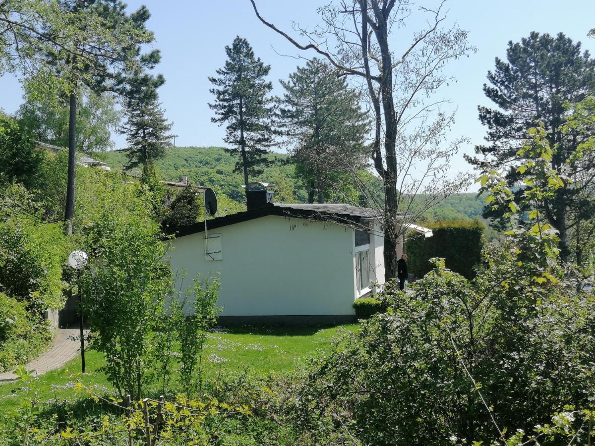 Komfortabler Bungalow, Husen 15 , 2 bis 4 Personen, Europa-Feriendorf - Chambres d'hôtes Husen