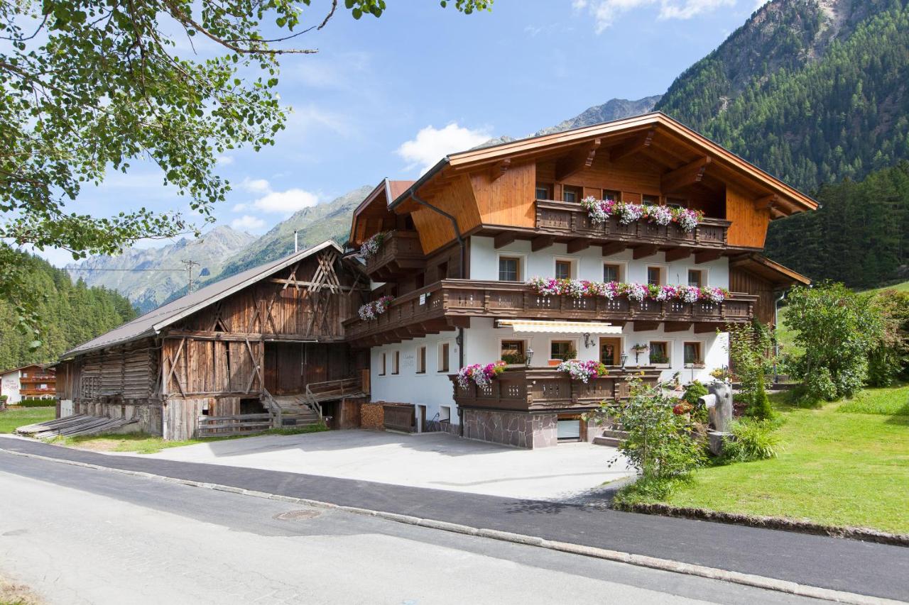 Landhaus Grüner - Ferienwohnung Sölden