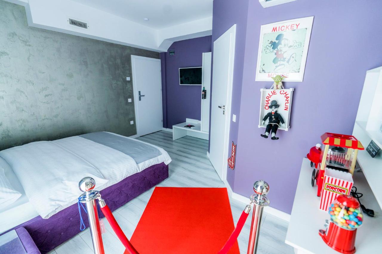 Superior King Room with Minibar