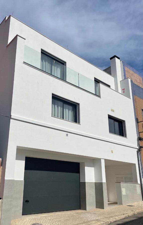 T1 com pátio - B&B
