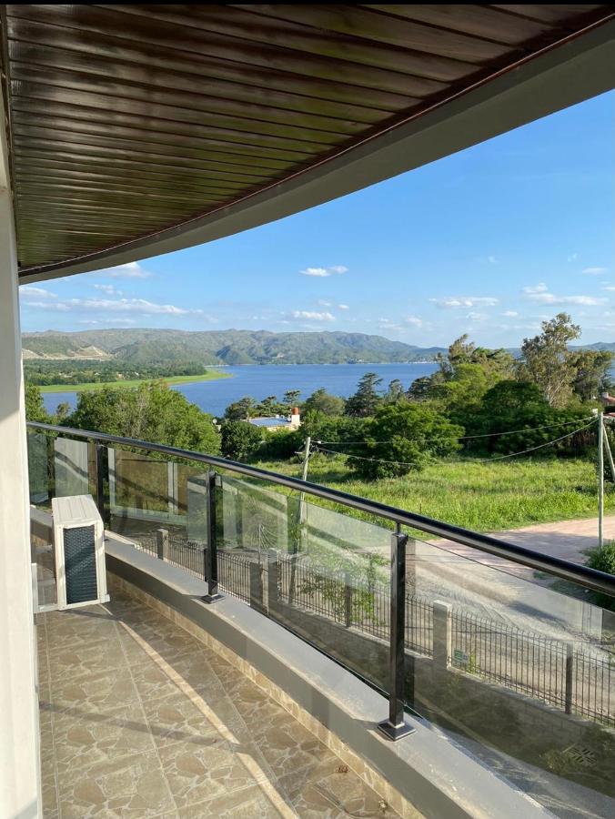 Departamento con vistas al lago en Veneto Village - B&B