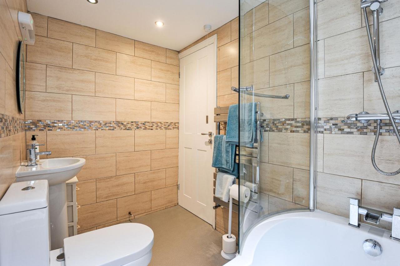 The Old Surgery, Central cosy cottage in the heart of Whitby - Chambres d’hôtes Whitby