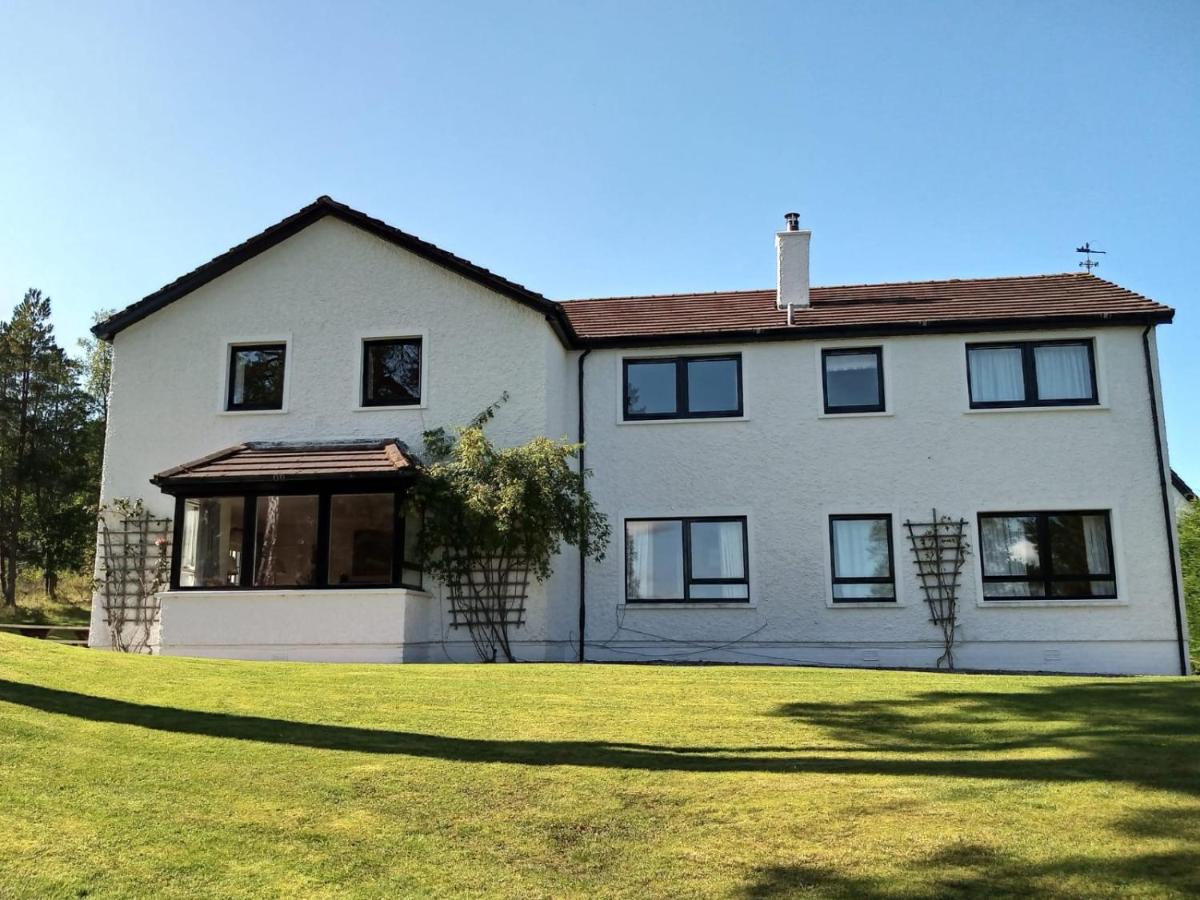 Lochs Lodge, Glenlyon, Perthshire - B&B