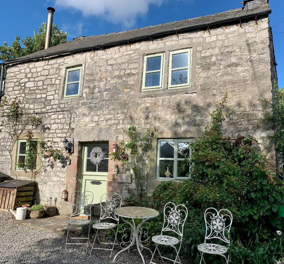 B&B Taddington - Crosse Chance Cottage - Idyllic, beautiful, traditional cottage to love - Wood burner - Bed and Breakfast Taddington