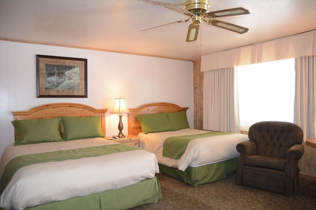 Queen Room with Two Queen Beds
