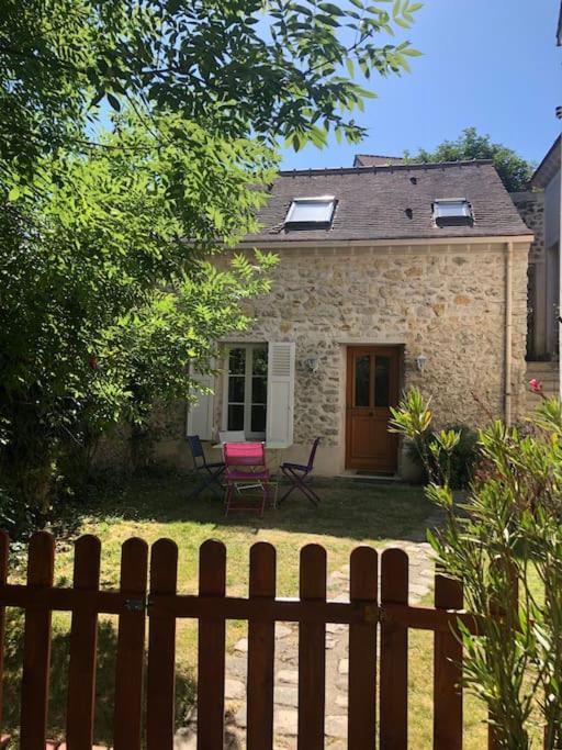 Maison & jardin proche Disney, Paris, Val d'Europe - B&B