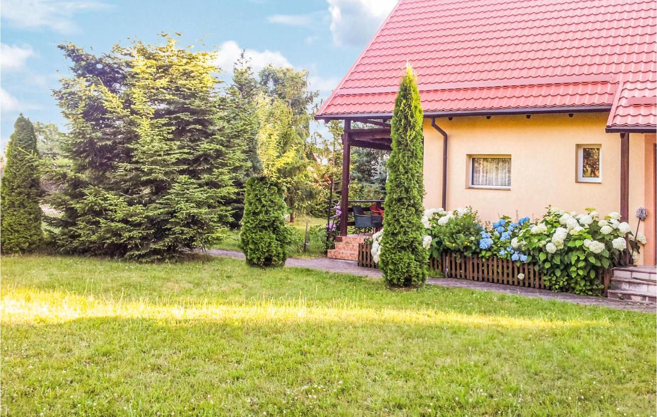 B&B Gołubie - Stunning Home In Golubie With 3 Bedrooms And Wifi - Bed and Breakfast Gołubie