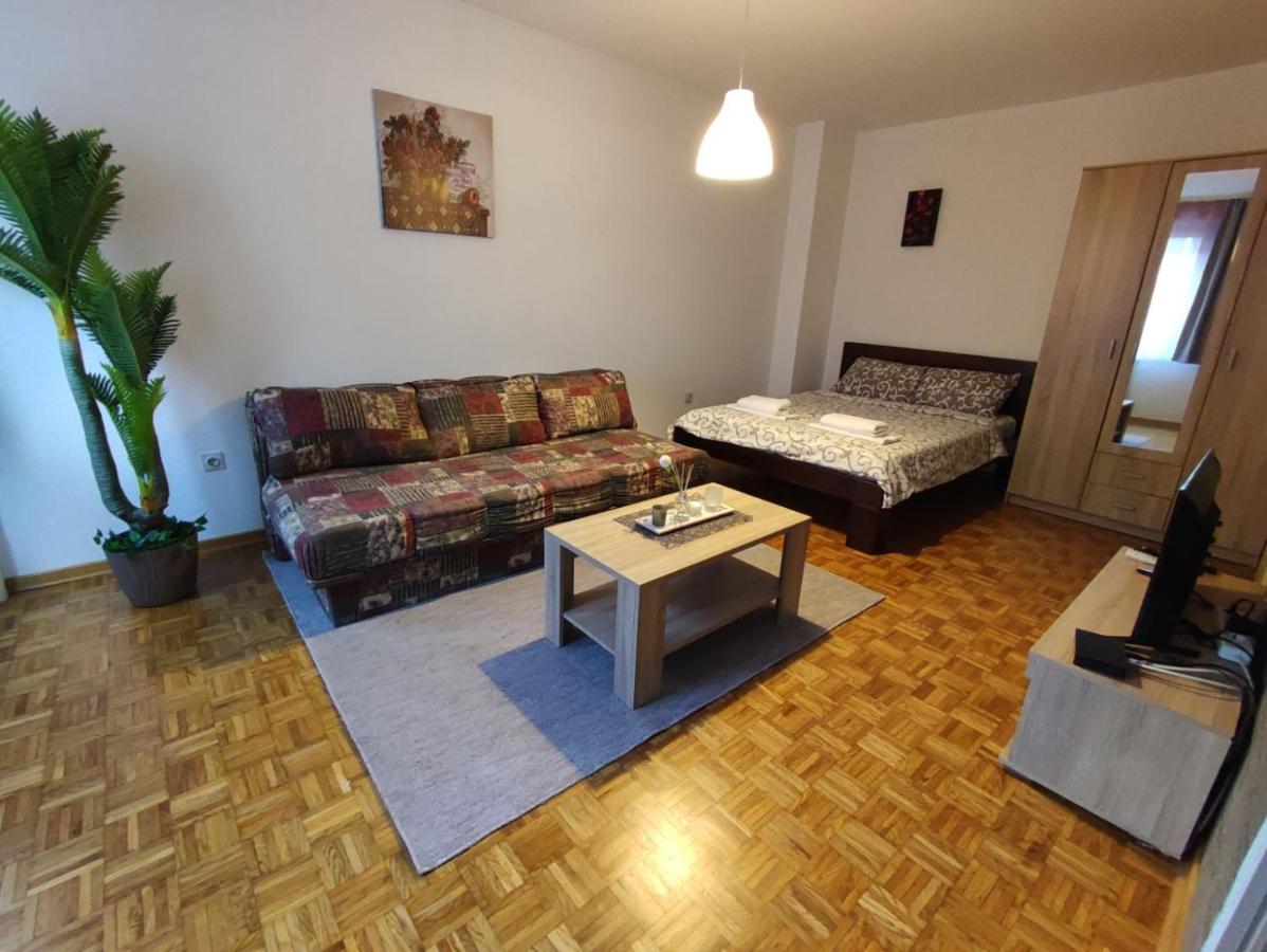 Banjica 2 - B&B Voždovac