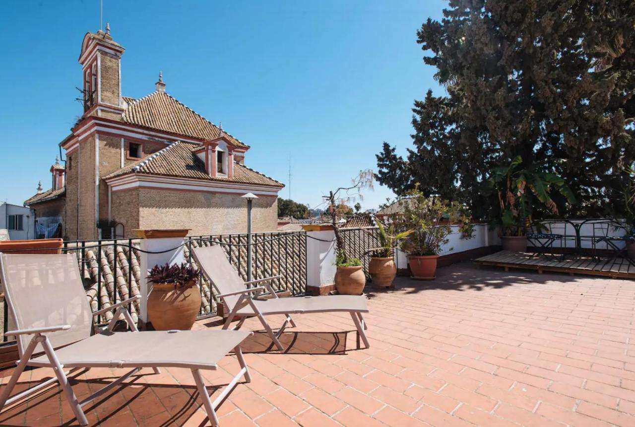 Penthouse private terrace, near cathedral, and to Real Maestranza - B&B