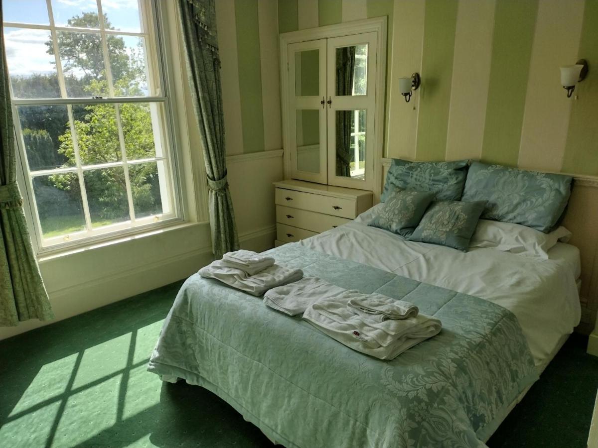 Double Room with King Size Bed