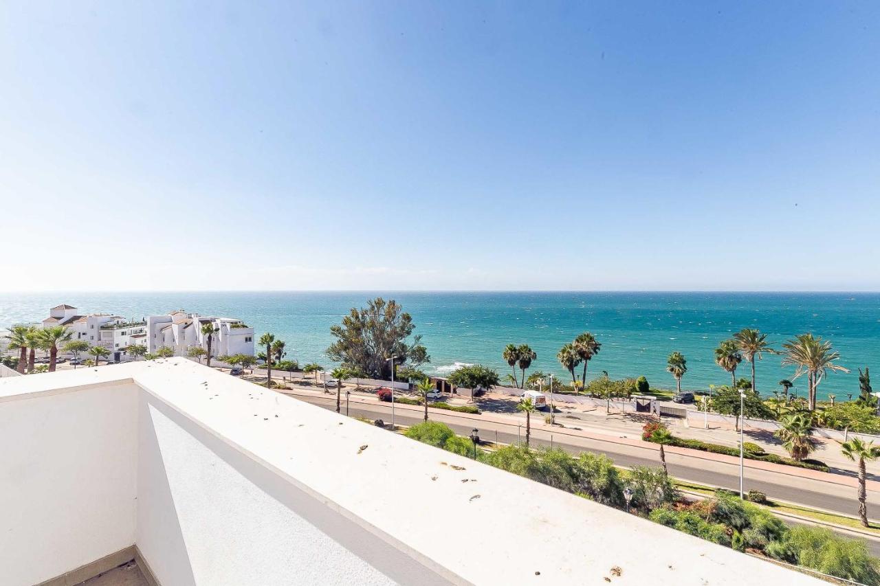 71-Beachfront, brand new luxury penthouse Benalmádena - B&B