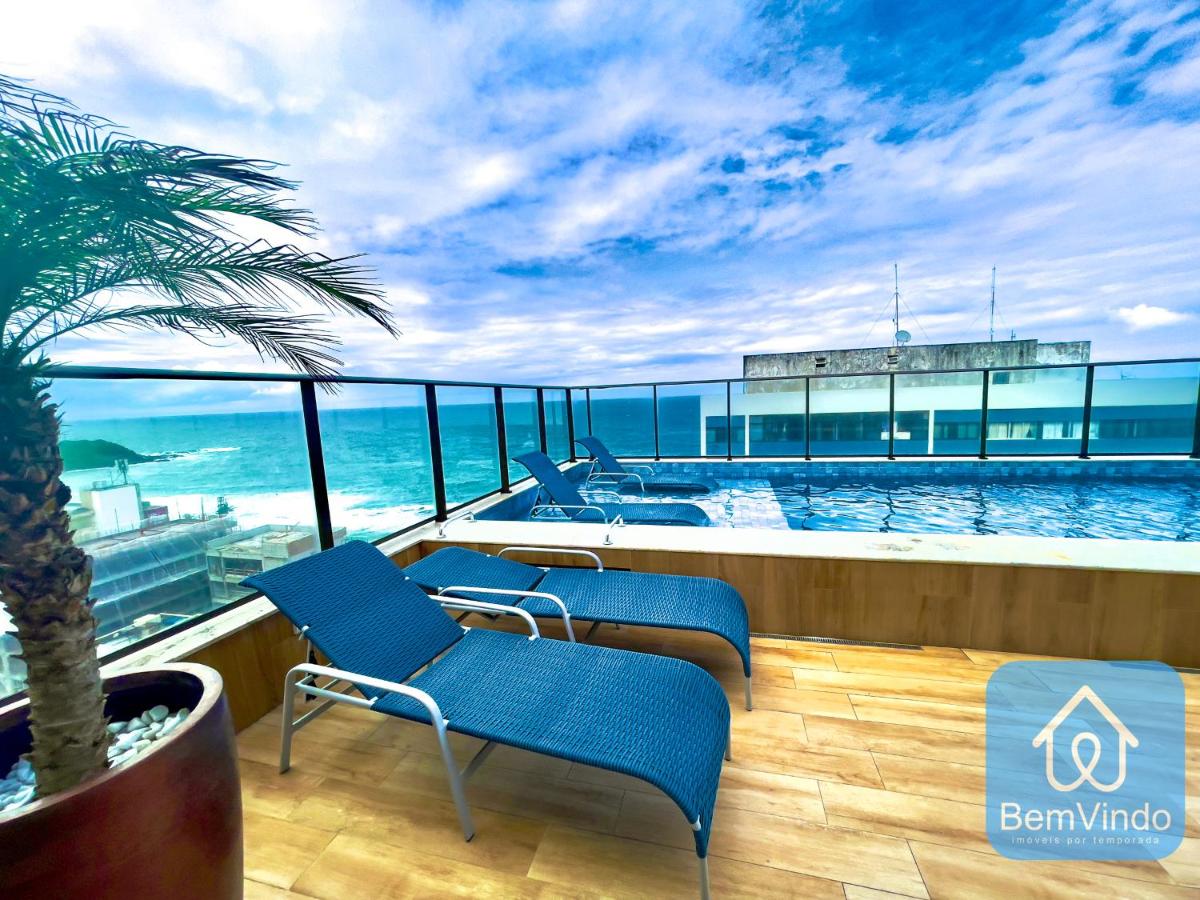 Apartamento com linda vista mar no Smart Barra 2 - B&B