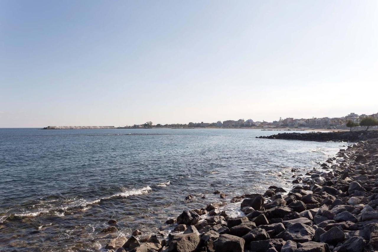 Casa vacanze Il Fascino della Sirena - A 2 passi dal mare di Giardini Naxos - Chambres d'hôtes Giardini-Naxos