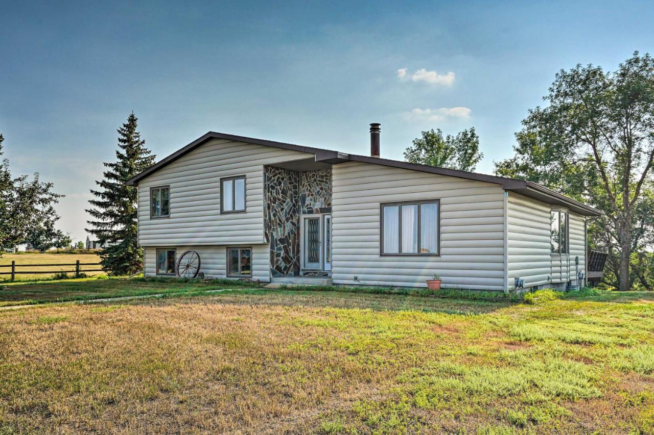 Hunting and Fishing Lodge Less Than 3 Mi from Lake Sakakawea - B&B