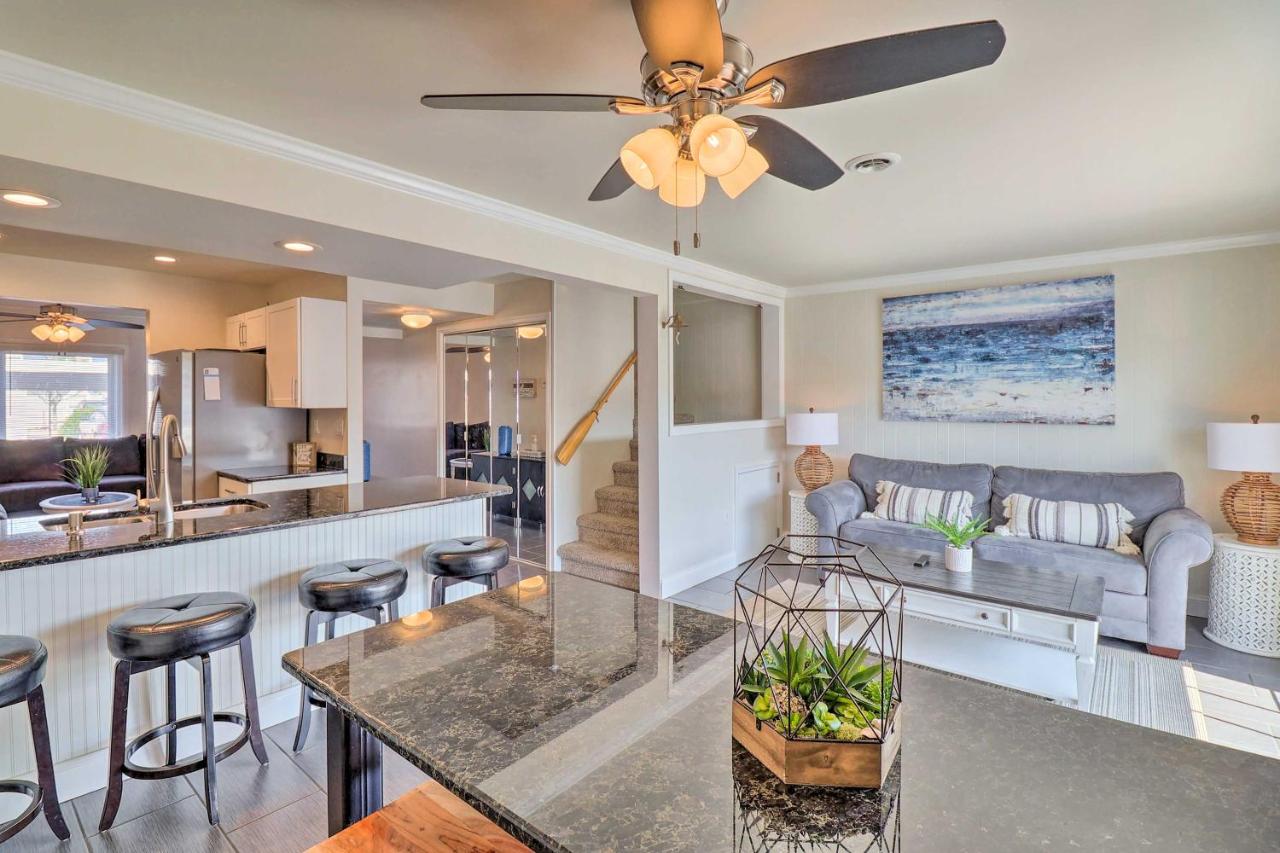 Less Than 1 Mi to Beach Ocean City Retreat with Pool Access - B&B