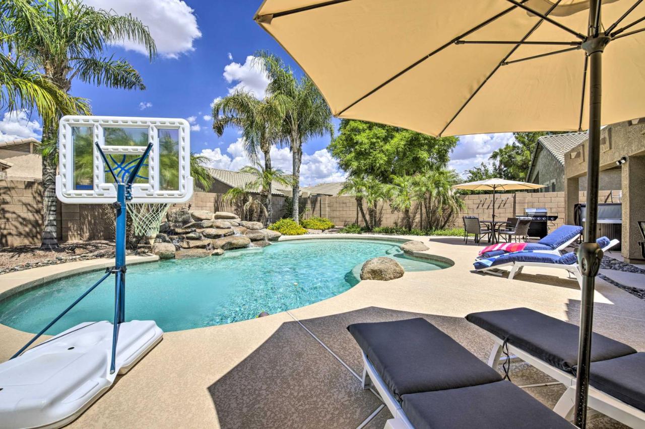 Pool, Hot Tub and Patio Mesa Oasis Desert Getaway - Chambres d’hôtes Mesa
