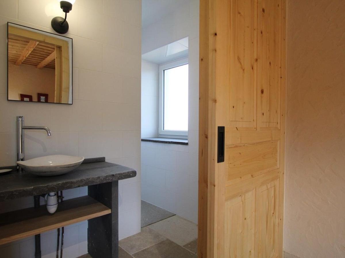 Charmante maison en pierre près du Lac de Lavalette, idéale pour randos, nature et détente totale - Chambres d'hôtes Saint-Jeures