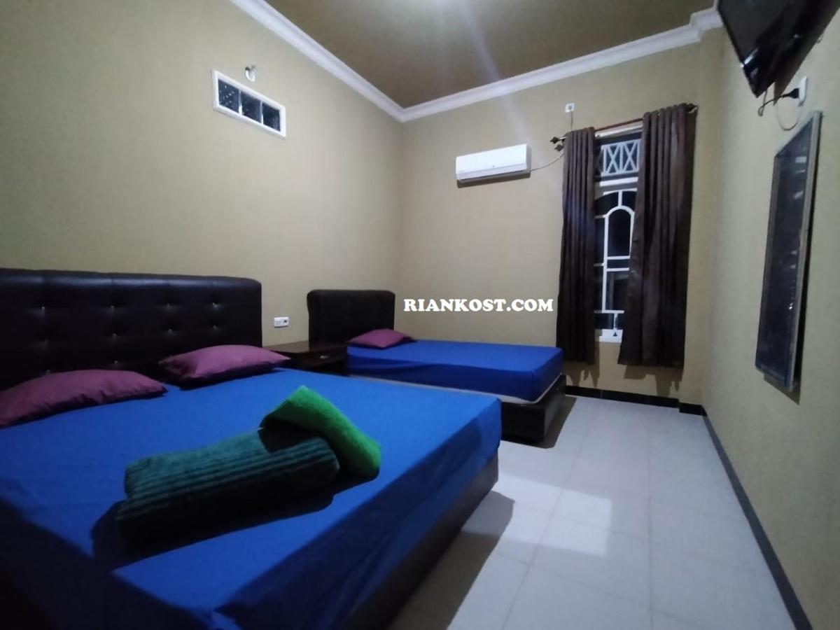 Rian Kost - Hotel Penginapan Murah Pusat Kota Palembang - B&B Palembang
